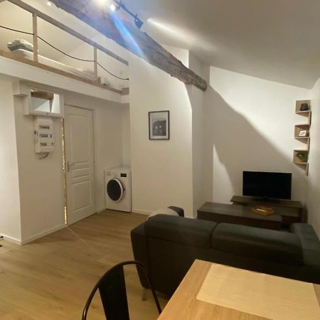 Appartement La Chrysalide à La Crau Extérieur photo
