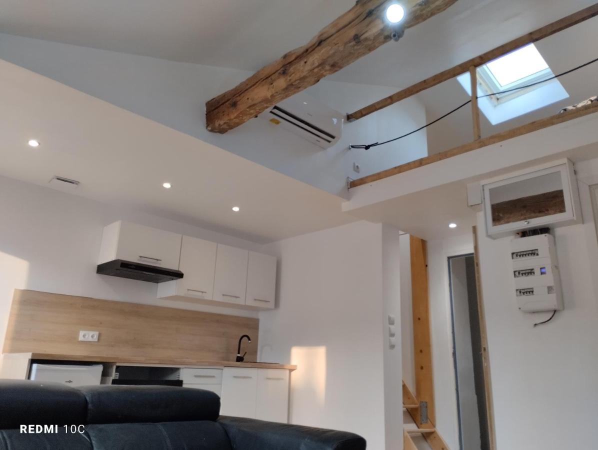 Appartement La Chrysalide à La Crau Extérieur photo