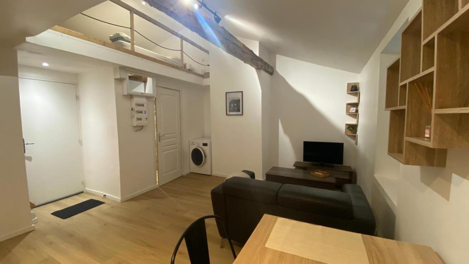 Appartement La Chrysalide à La Crau Extérieur photo